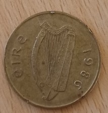 Ireland 20 Pence Coin 1986